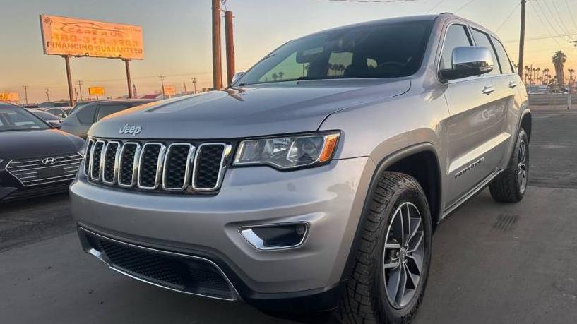 JEEP GRAND CHEROKEE 2018 1C4RJFBG8JC509979 image